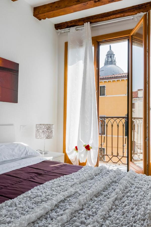 Dorsoduro Charme Apartments By Wonderful Italy Venice Exterior photo